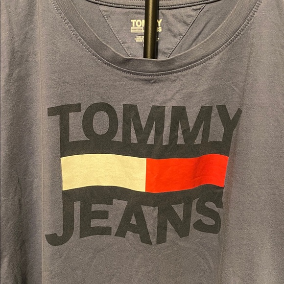 TOMMY JEANS CROP TEE - Picture 2 of 3